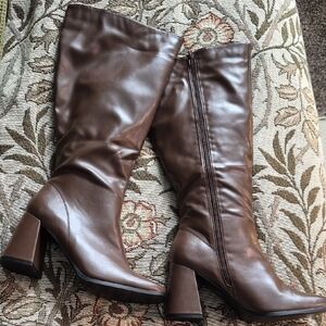 Elegant Brown Knee-High Boots